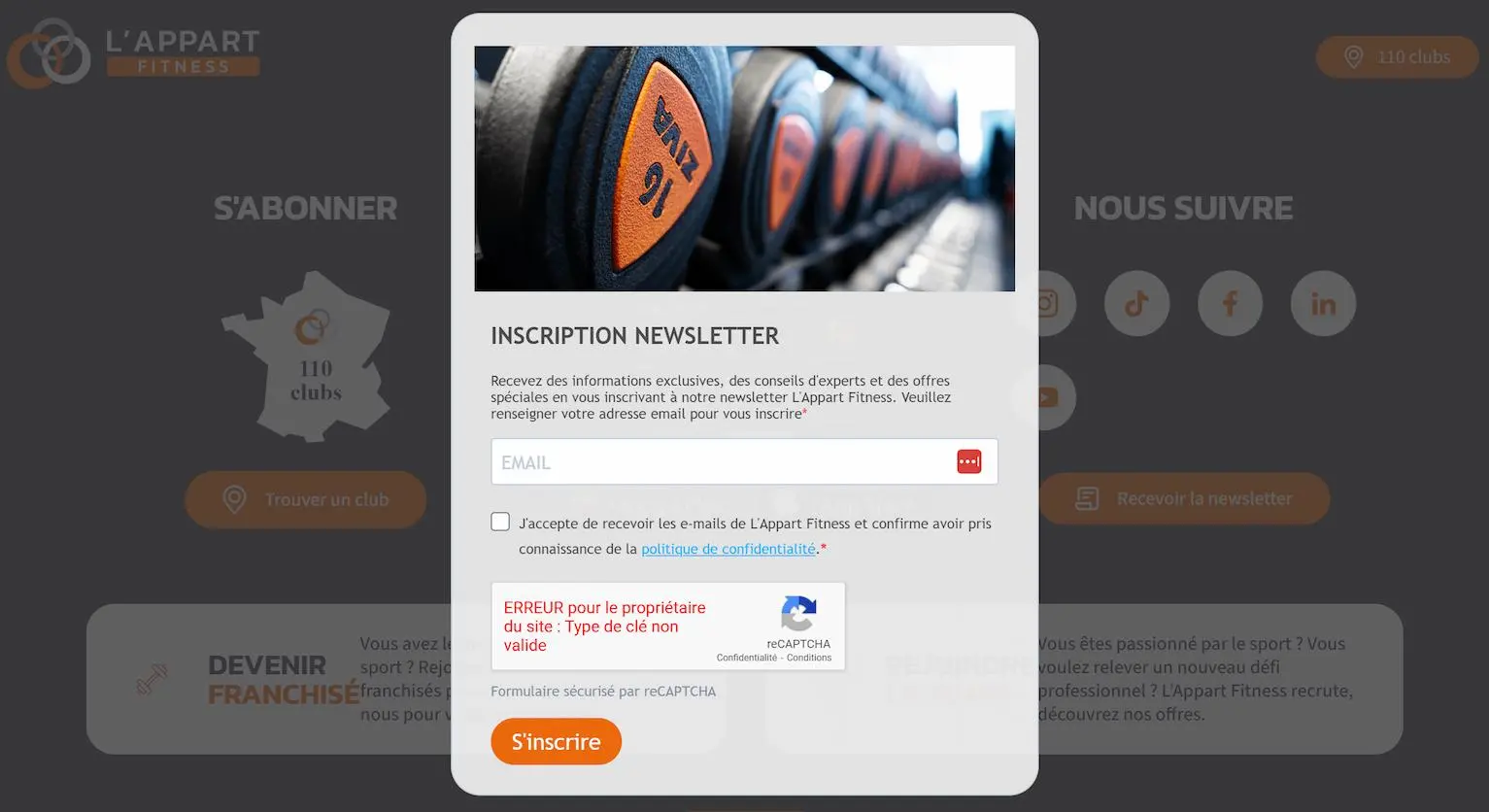 Formulaire d'inscription à la newsletter L'Appart Fitness avec une erreur de reCAPTCHA indiquant "Type de clé non valide".
