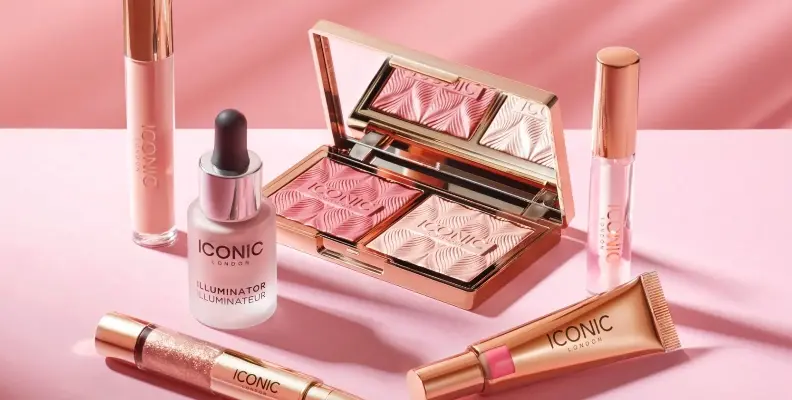 ICONIC make-up kit